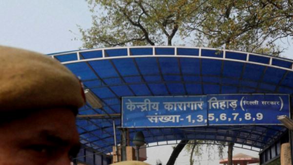 तिहाड़ प्रशासन ने शुरू की कार्रवाई, जल्लाद की मांगी जानकारी