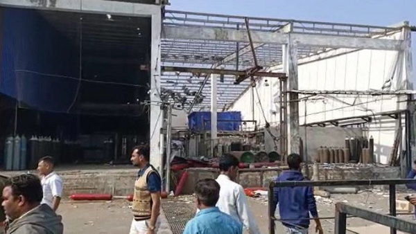 Watch video: Blast at AIMS Oxygen Company in vadodara, 5 killed, 15 injured