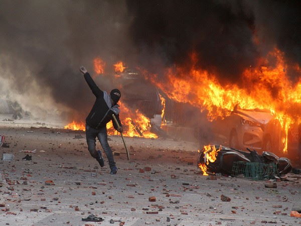 gujarat Police to recover damages from anti-CAA protesters