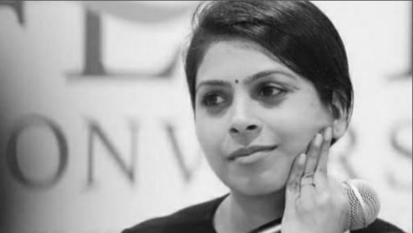 सोशल मीडिया पर कई वीडियो हैं वायरल