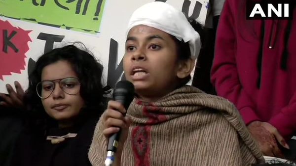 जेएनय कैंपस में 50-60 नकाबपोश बदमाशों ने किया था हमला जेएनय कैंपस में 50-60 नकाबपोश बदमाशों ने किया था हमला