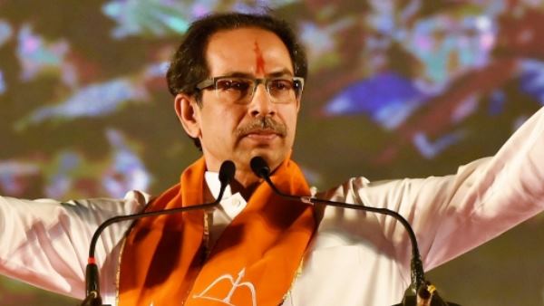 महाराष्ट्र नवनिर्माण सेना ने बदला अपने झंडे का रंग
