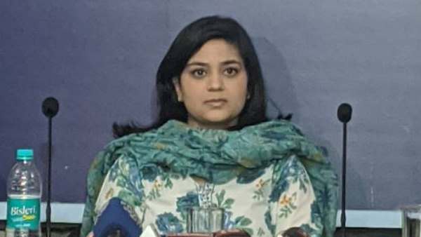 'बहुमत के उत्साह में विविधता को नुकसान'