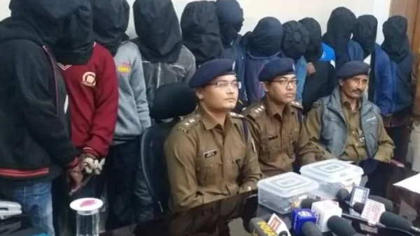 बचाव पक्ष की तरफ से एक भी सबूत नहीं बचाव पक्ष की तरफ से एक भी सबूत नहीं