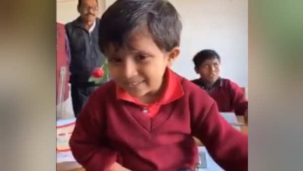 जिलाधिकारी ने शेयर किया वीडियो