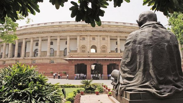 बीजेपी को मिल सकती हैं 13 सीटें