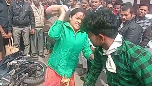 काफी दिनों से छात्रा को कर रहा था परेशान