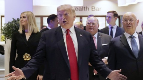 ट्रंप ने कहा था, मेरी बेटी के लिए स्कूल में हेलीपैड बनाओ ट्रंप ने कहा था, मेरी बेटी के लिए स्कूल में हेलीपैड बनाओ