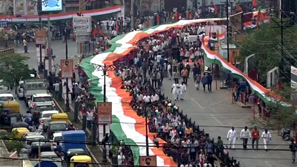 टुकड़े-टुकड़े गैंग को करारा जवाब टुकड़े-टुकड़े गैंग को करारा जवाब