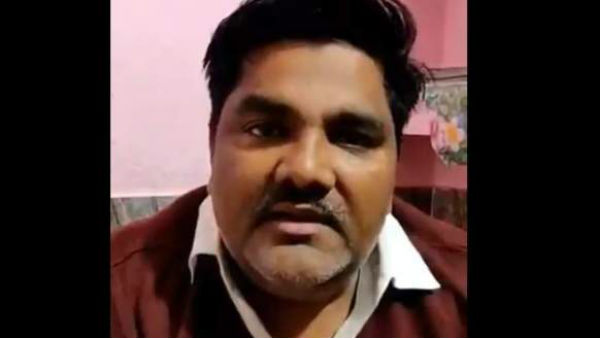 अंकित शर्मा के परिवार द्वारा FIR दर्ज कराने के बाद ताहिर गिरफ्तार हुआ