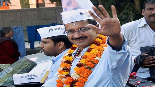 मौजूदा दिल्ली सरकार उपराज्यपाल और केंद्र सरकार की दया पर निर्भर है