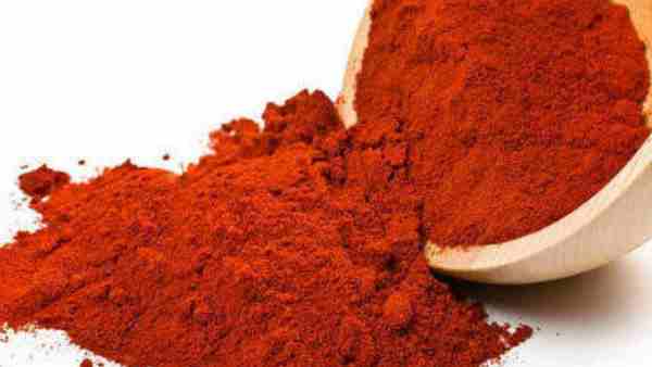 'कपड़े उतारे और मिर्ची पाउडर उड़ेला'