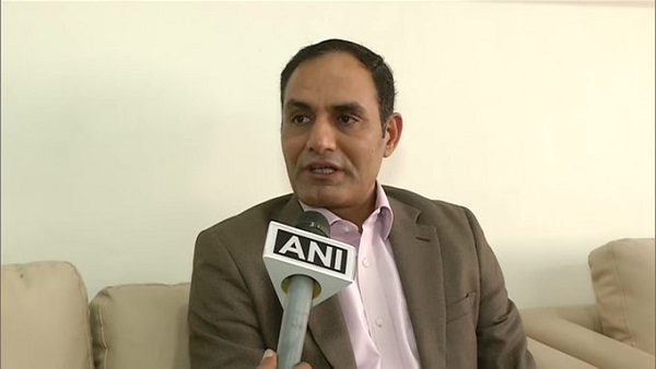 एयरपोर्ट पर गुजराती तौर-तरीकों से होगा स्वागत