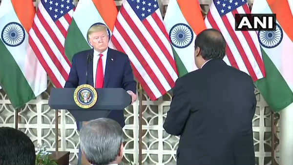 आपने बहुत बढ़िया काम किया है- अंबानी से बोले ट्रंप