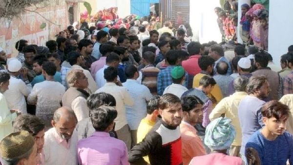 डबलबेड के बॉक्स में बंद थी बच्चों की लाशें