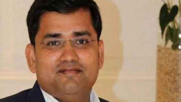 12-ट्रस्ट में अयोध्या जिले के कलेक्टर पदेन ट्रस्टी होंगे