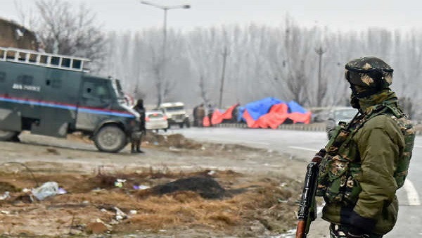 अक्सर फोन पर ही होती थी बात- रीना