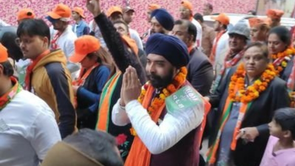 तेजिंदर बग्गा ने पोस्ट किया ये वीडियो तेजिंदर बग्गा ने पोस्ट किया ये वीडियो