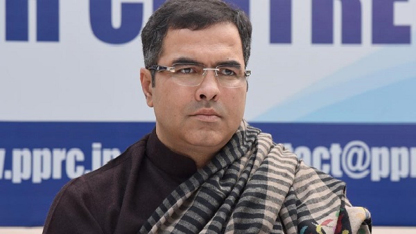 सारे पैसे मनीष सिसोदिया की जेब में जाते हैं- प्रवेश वर्मा