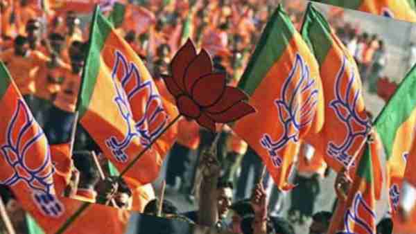 जेडीयू, एलजेपी और बीजेपी ने किया था गठबंधन