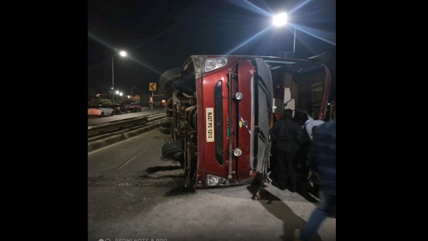 udaipur-Jodhpue bus overturned, two killed udaipur-Jodhpue bus overturned, two killed