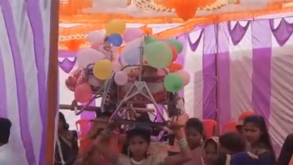  बहनों ने निभाई झूला चंगेली की रस्म
