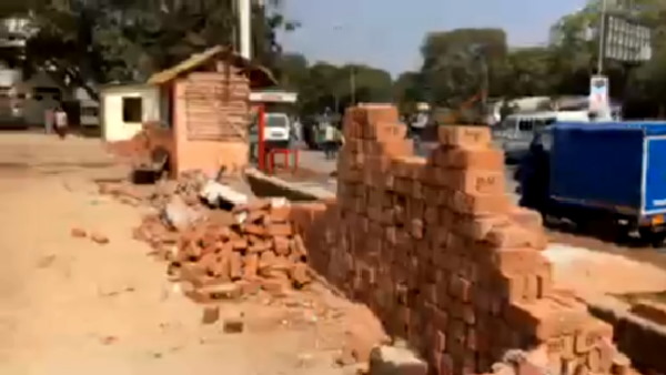 ahead of Trump Ahmedabad visit, Gujarat civic body builds wall to shut out slum on route, people ask to PM Modi this is why happen