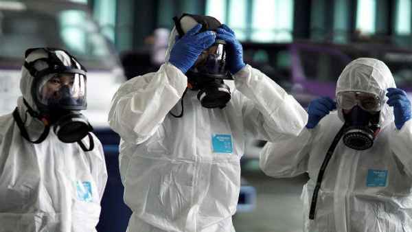 जुड़े हुए थे बाथरूम के पाइप