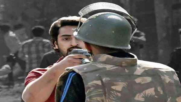 इस तस्वीर ने बयां की पुलिस की हकीकत इस तस्वीर ने बयां की पुलिस की हकीकत