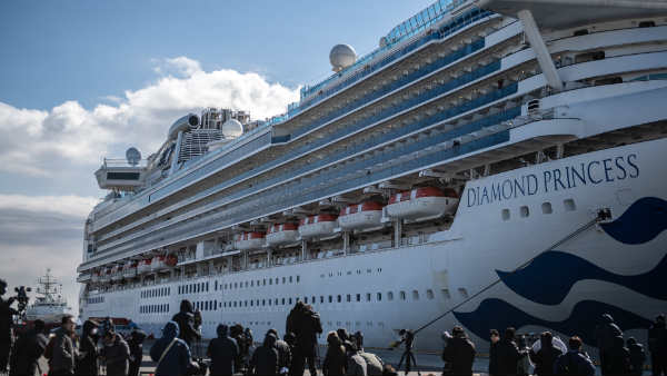 coronavirus: two passengers from deadly virus hit cruise ship in japan coronavirus: two passengers from deadly virus hit cruise ship in japan
