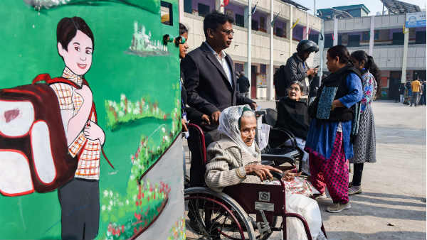 अनिर्णित वोटरों के अपने पक्ष में झुकाव का भरोसा