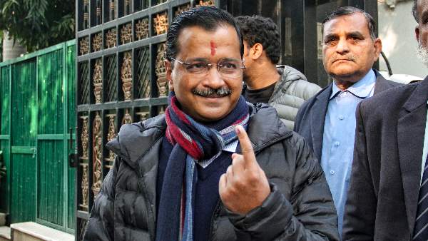 एग्जिट पोल में आम आदमी पार्टी को बहुमत