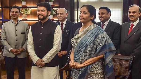 डिजिटल बैंकिंल पर ट्रांजैक्शन शुल्क खत्म