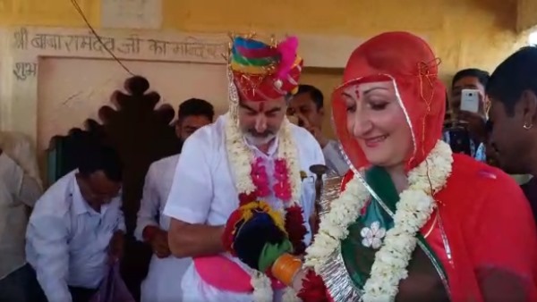 सात दिन तक रहे गांव में सात दिन तक रहे गांव में