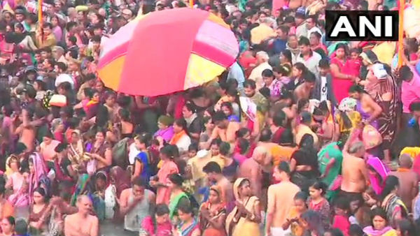 गर्भवती स्त्रियां न करें यात्रा