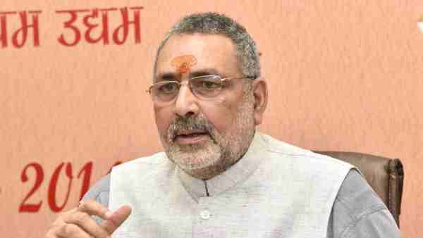 सोशल मीडिया पर किया जा रहा ये दावा