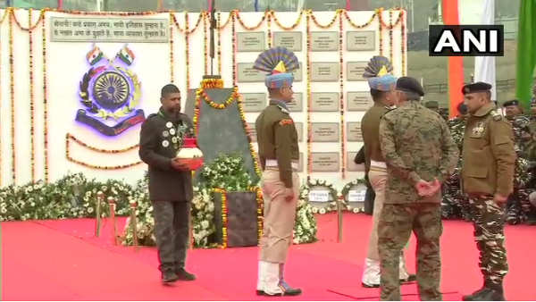 पुलवामा हमले ने बदल दी गोपीनाथ की जिंदगी पुलवामा हमले ने बदल दी गोपीनाथ की जिंदगी