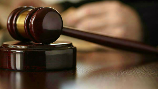 न वह वकील मिला, न कोई मुकदमा