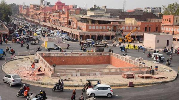 विरासत के मूलस्वरूप से छेड़छाड़