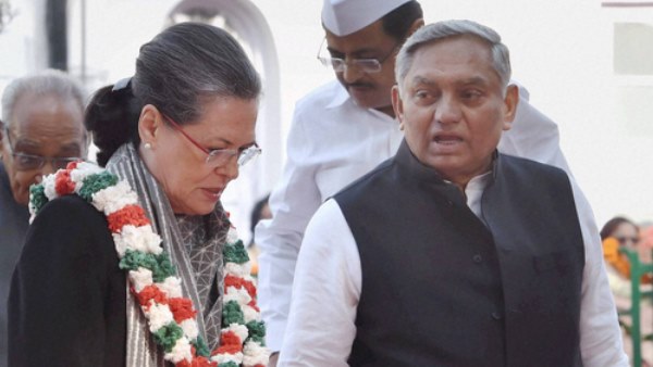 जनार्दन द्विवेदी की गिनती कांग्रेस के दिग्गज नेताओं में 