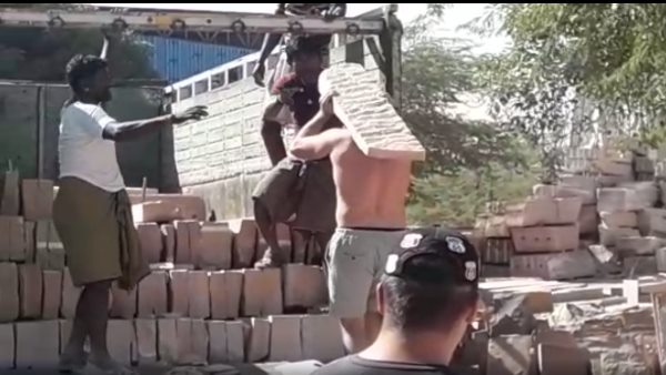 सूरसागर क्षेत्र में पत्थरों की खान सूरसागर क्षेत्र में पत्थरों की खान