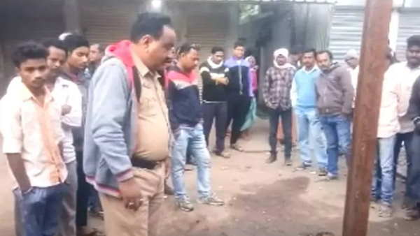 पहले से शादीशुदा है विकेश, 3 महीने पहले की थी खुदकुशी की कोशिश