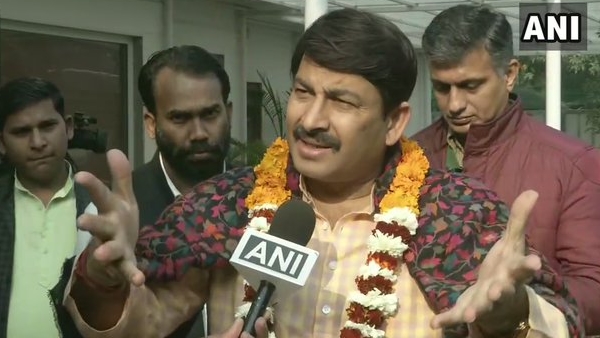 हनुमान मंदिर जाने पर मनोज तिवारी की विवादित टिप्पणी