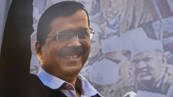 2014 में वाराणसी से केजरीवाल ने लड़ा चुनाव 