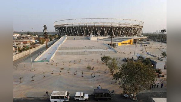 30,00 कार और 10,000 बाइक हो सकती हैं पार्क