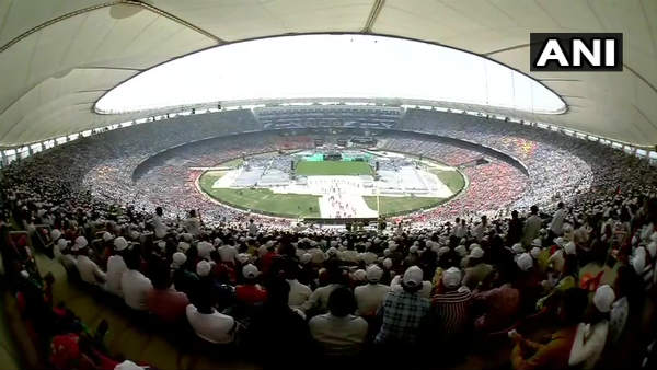 दुनिया का सबसे बड़ा क्रिकेट स्टेडियम 