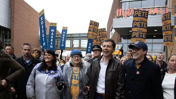 अमेरिका में पार्टियां कैसे घोषित करती हैं अपना उम्मीदवार? अमेरिका में पार्टियां कैसे घोषित करती हैं अपना उम्मीदवार?