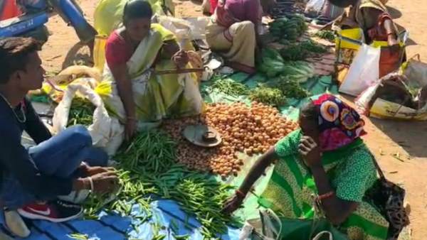 डीसी ने कुछ देर बाद रिप्लाई किया