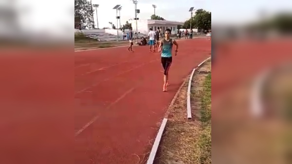 बहन के​ लिए भाई ने छोड़ी पढ़ाई