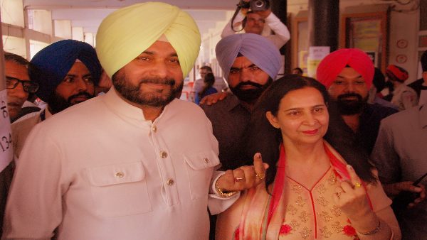 नवजोत सिद्धू संसदीय चुनाव के बाद से ही हाशिए पर लगे हुए हैं